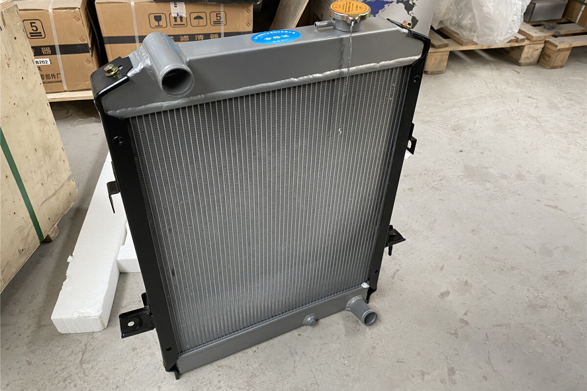 Радиатор системы охлаждения  JAC N56