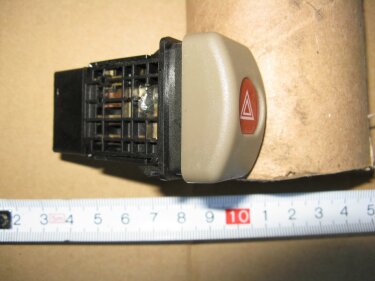 Переключатель ламп аварийной	сигнализации  JAC 1020