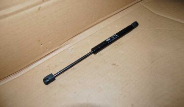 Амортизатор крышки багажника (седан) Chery M11