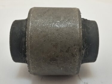 Сайлентблок рычага заднего поперечного (под развал) Chery M11/Arrizo 7 KLM