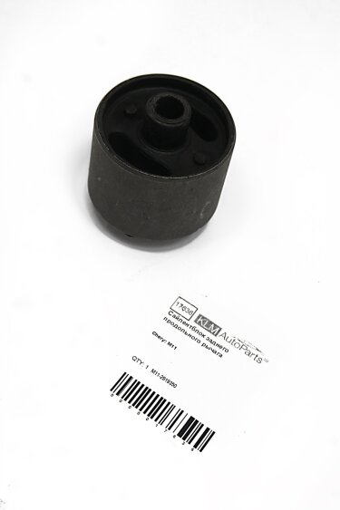 Сайлентблок рычага заднего продольного Chery M11 KLM