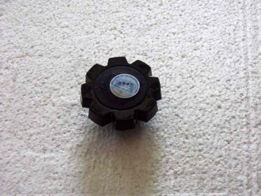 Крышка маслозаливной горловины Geely KLM