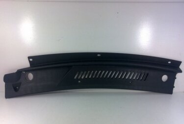 Решетка вентиляционная под стеклом нижняя R Geely CK/CK2 KLM