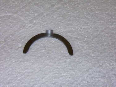 Полукольцо коленвала упорное нижнее Geely KLM