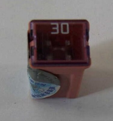 Предохранитель (30А) сред. Geely CK/CK2