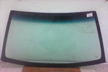 Стекло лобовое (с голубой полосой) Geely CK