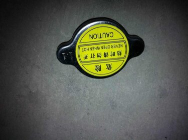 Крышка радиатора охлаждения Geely EC7 KLM