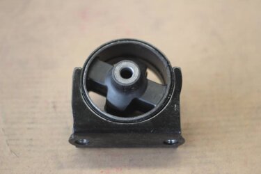 Подушка двигателя передняя Geely EC7/EC7RV KLM