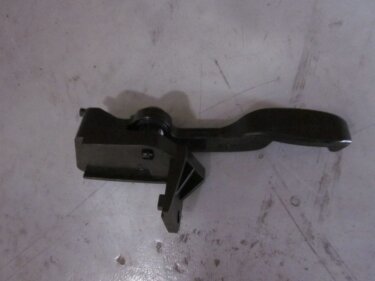 Ручка лючка топливного бака Geely EC-7/EC-7RV