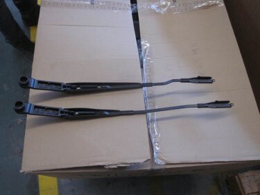 Рычаг стеклоочистителя R Geely EC-7RV