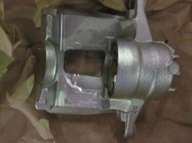 Суппорт передний L Geely EC7/EC7RV