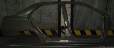 Панель боквая кузова R Geely MK