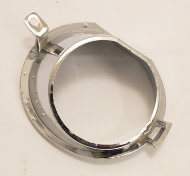 Накладка противотуманной фары R (хром) Geely MK2 KLM