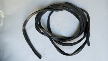 Уплотнитель стекла переднего внутренний JAC 1045