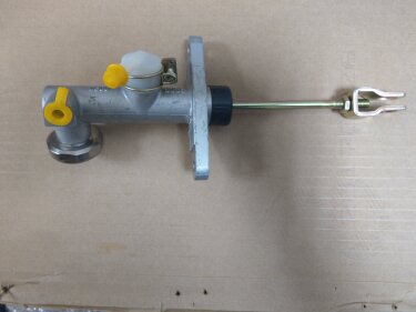 Цилиндр сцепления главный JAC 1045