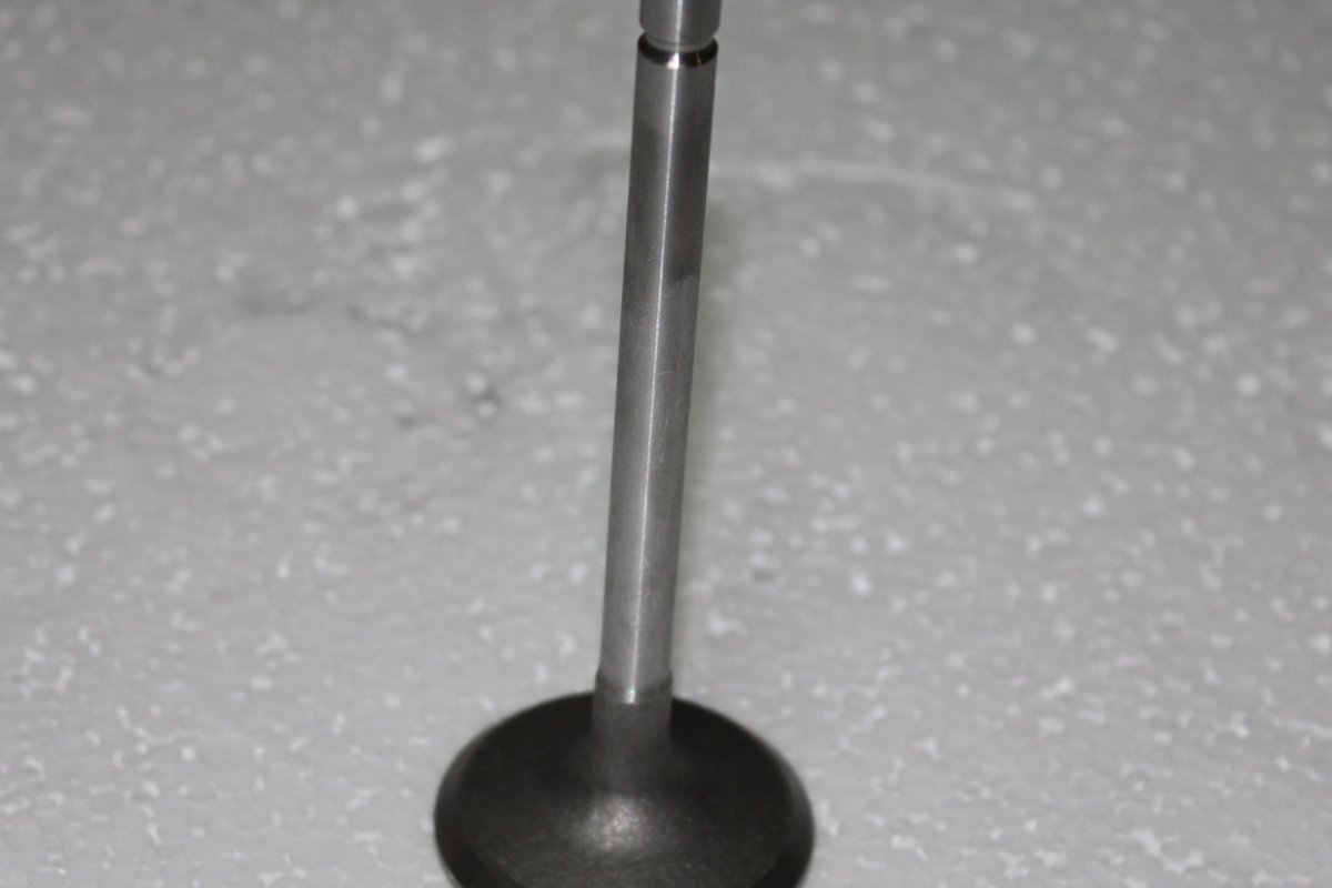 Клапан впускной FAW 1031 (3.2), 1041, 1051