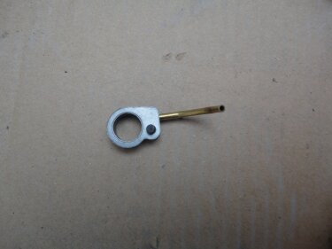 Форсунка масляного охлаждения FAW 1031(3.2), 1041, 1051