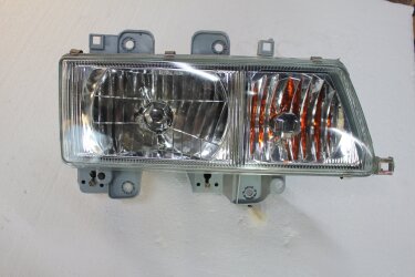 Фара передняя правая JAC 1020