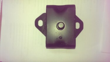 Подушка двигателя левая JAC 1045