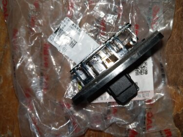 Резистор вентилятора отопителя салона (печки) JAC N56