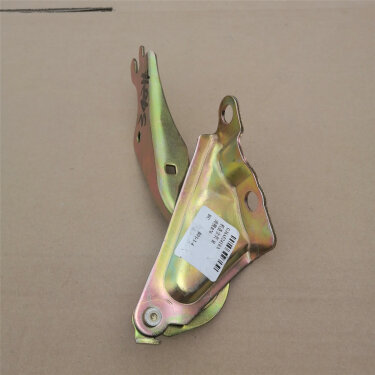 Петля капота правая FAW B30