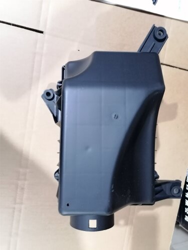 Фильтр воздушный в сборе (корпус фильтра) FAW B30