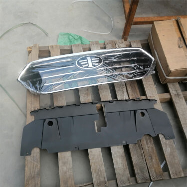 Решетка радиатора FAW X40