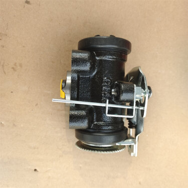 Цилиндр тормозной задний левый JAC N56